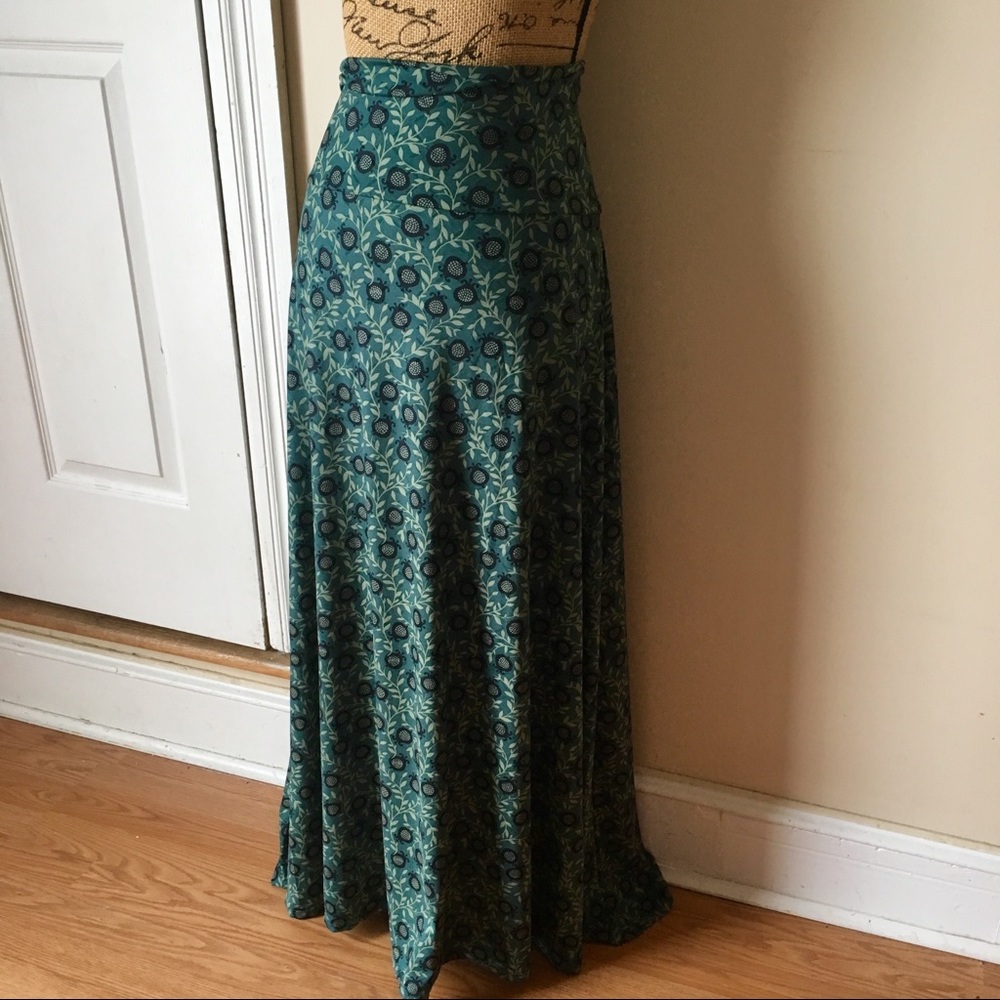 Lularoe Large Slinky Maxi Skirt